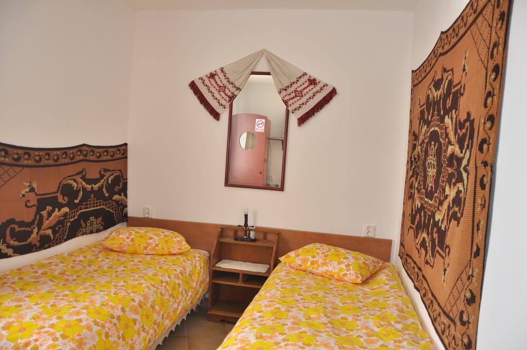 Pensiune Muzeu Traditional Poveste In Transilvania Sighisoara Exterior photo