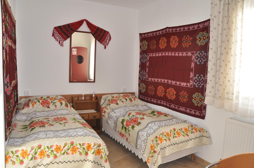 Pensiune Muzeu Traditional Poveste In Transilvania Sighisoara Exterior photo